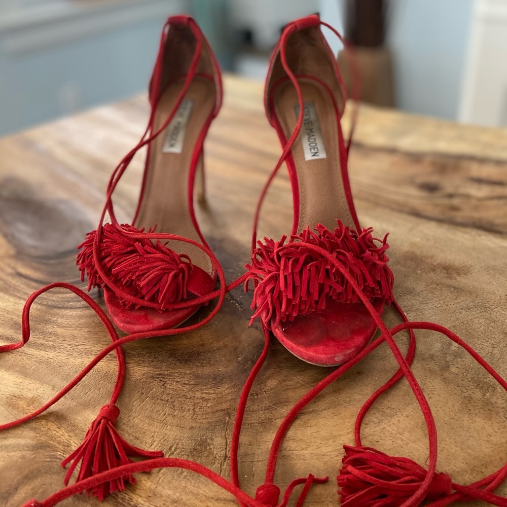 Steve Madden red suede fringe heels size 37.5